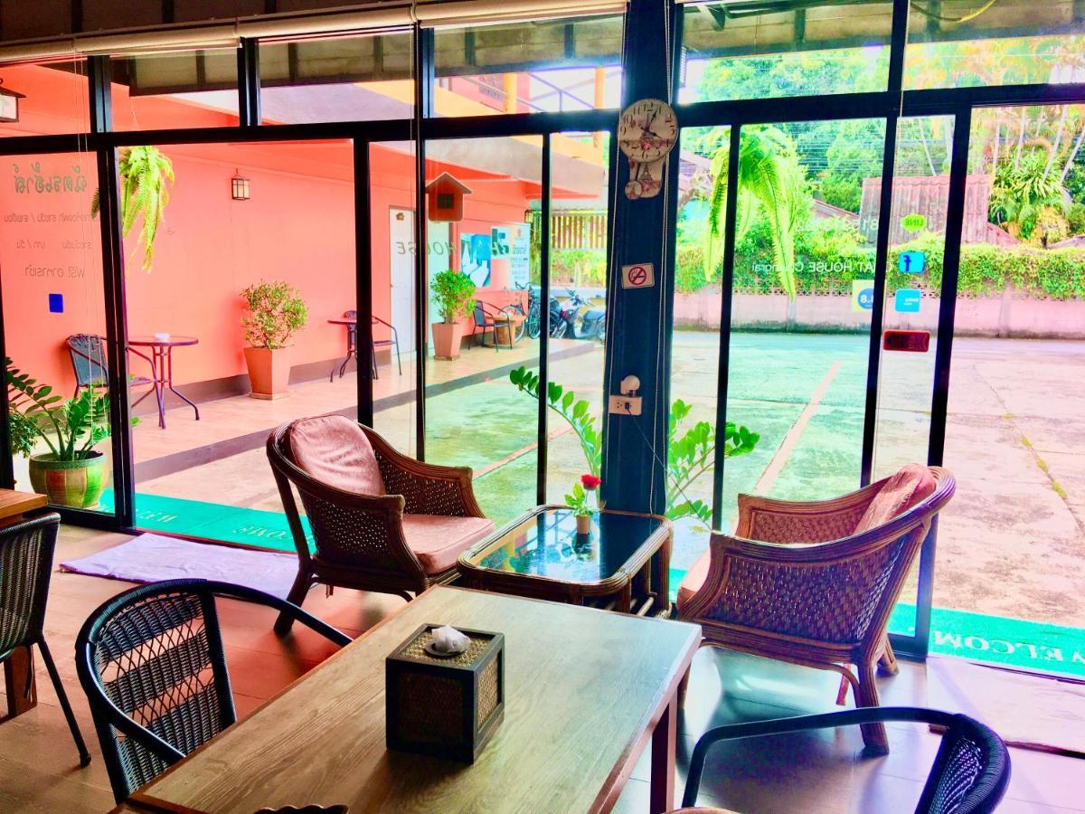 Chat House Soi 18 Mithuna Chiangrai Chiang Rai Buitenkant foto