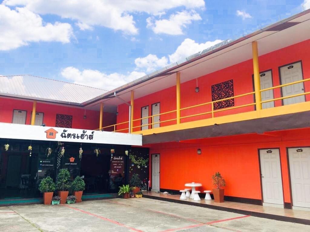 Chat House Soi 18 Mithuna Chiangrai Chiang Rai Buitenkant foto