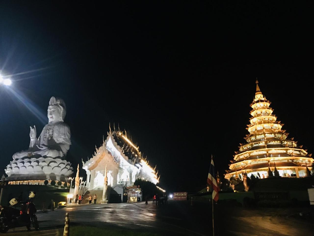 Chat House Soi 18 Mithuna Chiangrai Chiang Rai Buitenkant foto