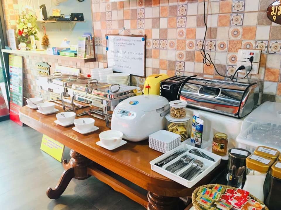 Chat House Soi 18 Mithuna Chiangrai Chiang Rai Buitenkant foto
